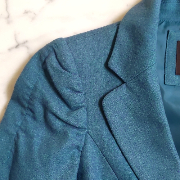 NWT. The Limited Wool/Rayon Full lining blazer w/3/4 sleeve/design & real pocket - Picture 3 of 7